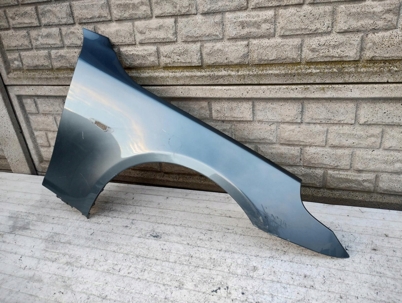BMW 5 V E60 E61 2003-2010 BŁOTNIK PRZEDNI PRAWY - (17035428838)