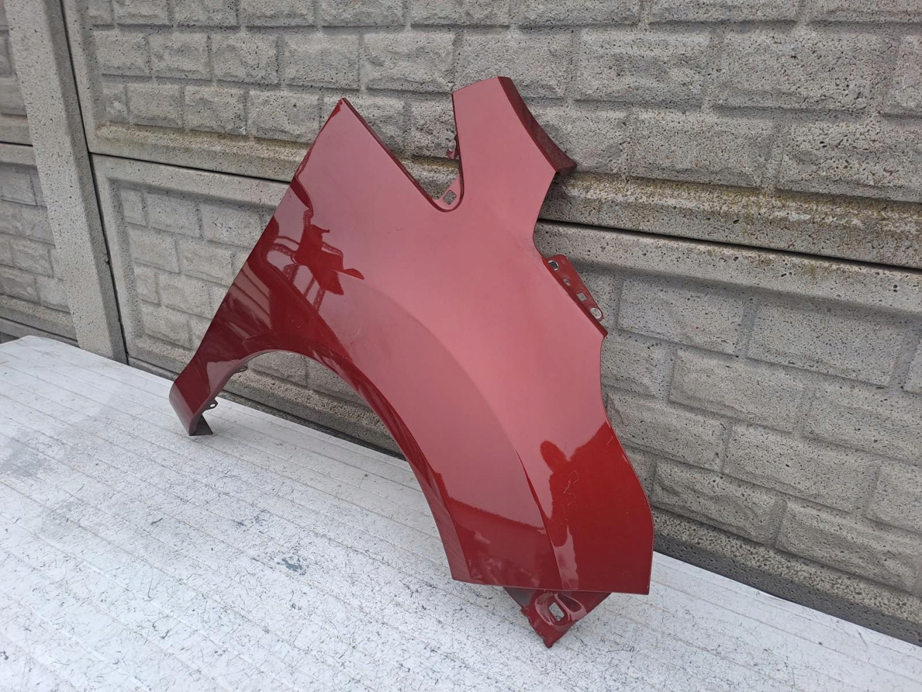 BŁOTNIK PRZEDNI PRAWY FORD B-MAX 12-20 - (17051316005)
