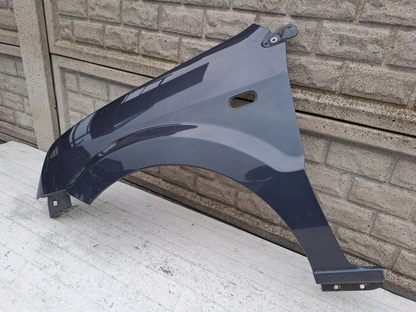 FORD FUSION PLUS 02-12 BŁOTNIK PRZEDNI LEWY - (17051391576)