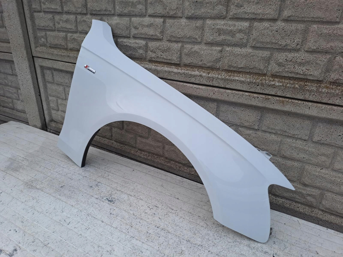 AUDI A4 B8 LIFT 12-16 BŁOTNIK PRZEDNI PRAWY - (17077699331)