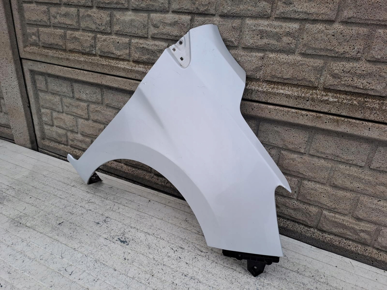 MITSUBISHI SPACE STAR 3 III BŁOTNIK PRAWY 20-24 - (17078375037)