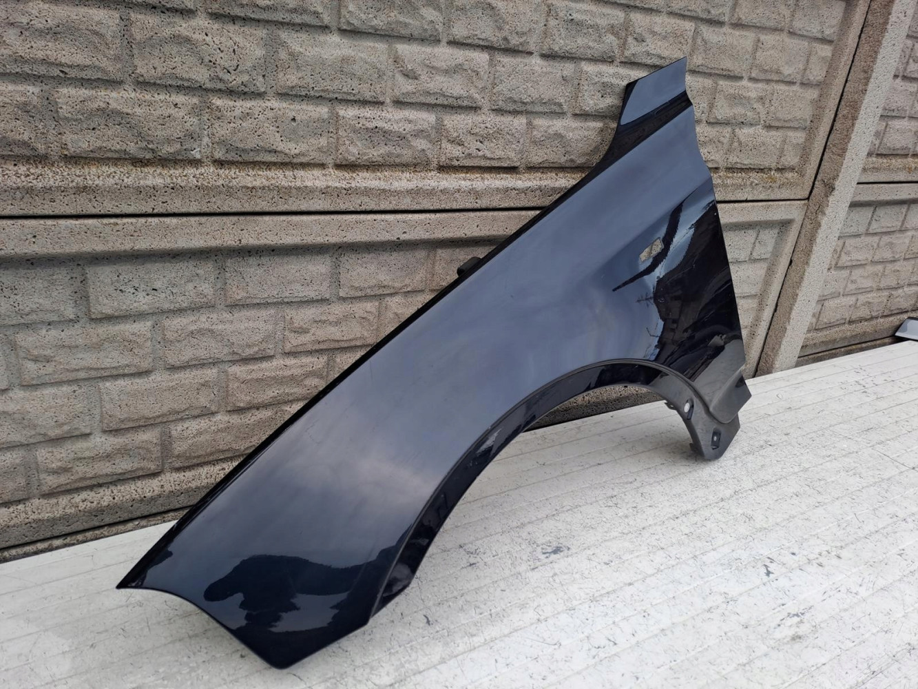 BMW X3 E83 LIFT BŁOTNIK LEWY PRZEDNI - (17078652427)
