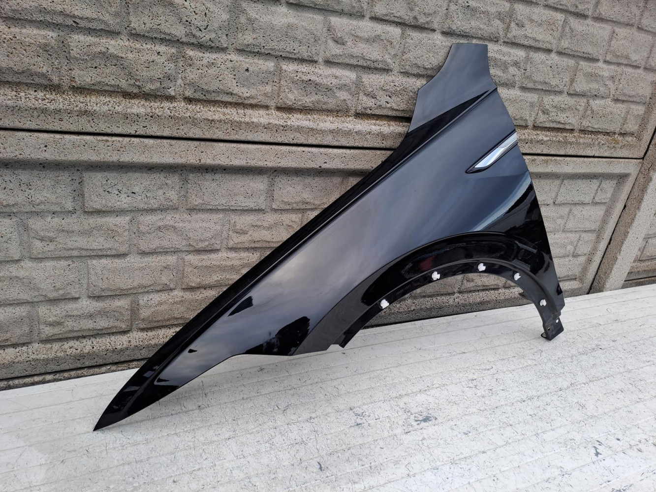VW TIGUAN 2 II LIFT 2021- BŁOTNIK LEWY PRZEDNI - (17078657938)