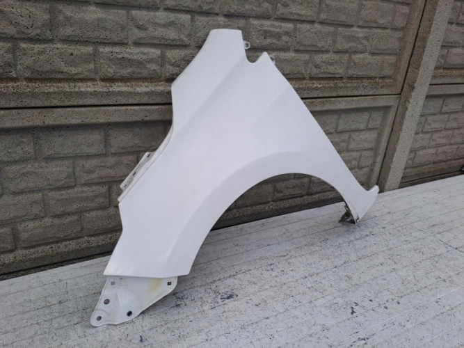 TOYOTA COROLLA E16 2012-2019 BŁOTNIK PRZEDNI LEWY - (17089973969)