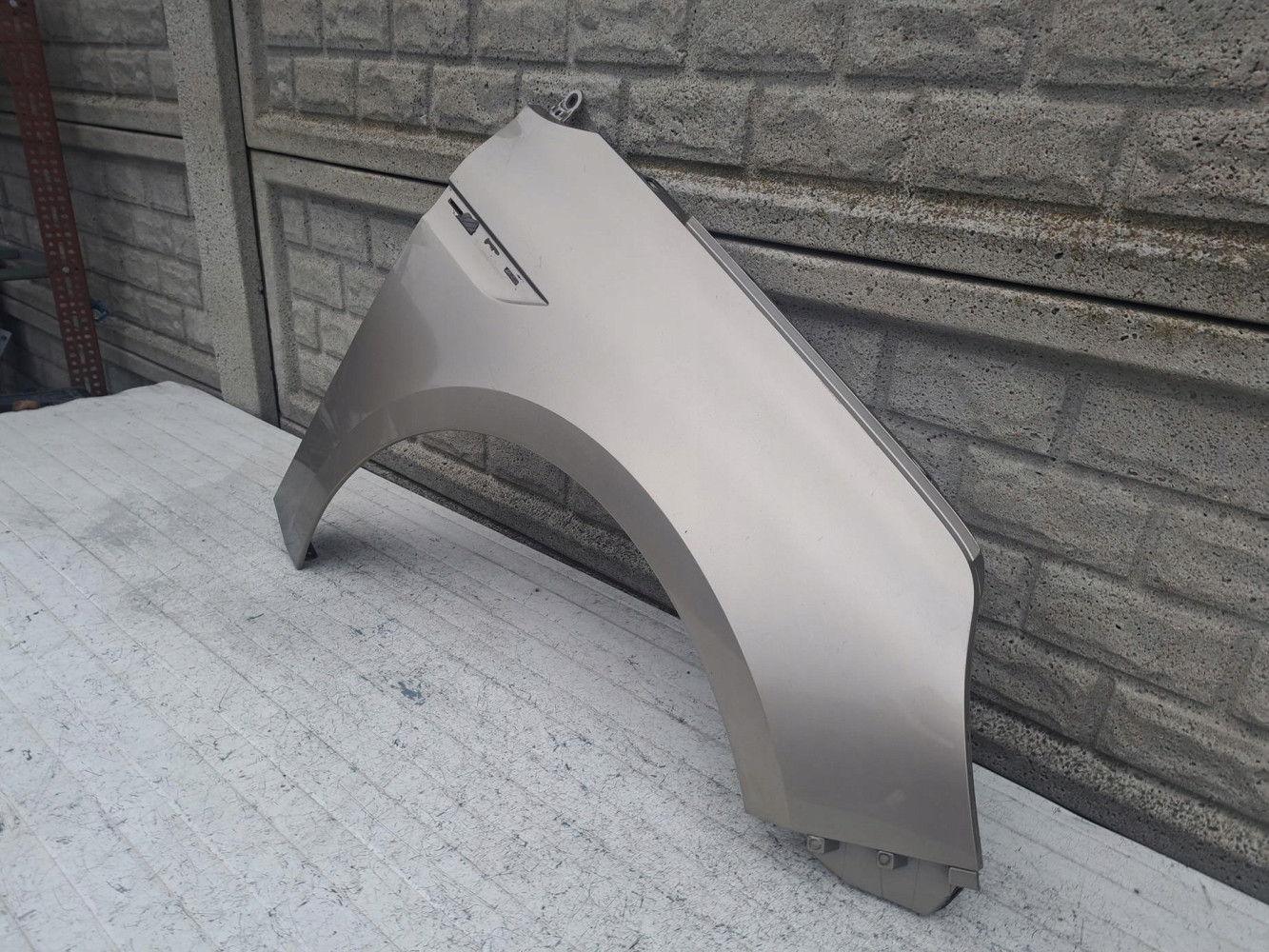 RENAULT MEGANE IV 4 16-22 BŁOTNIK PRAWY PRZEDNI - (17100895659)