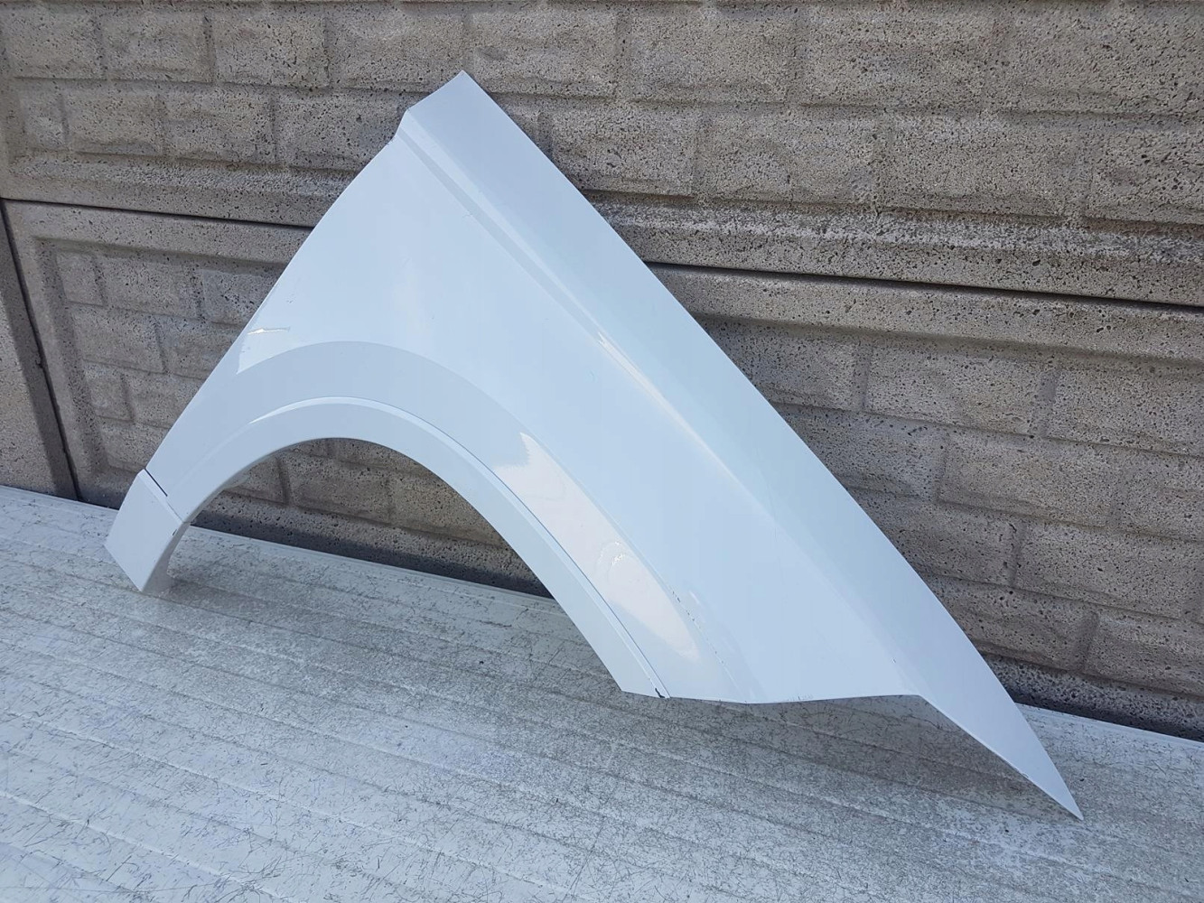 SEAT ATECA 2016 - 2019 BŁOTNIK PRZEDNI PRAWY - (12180460030)