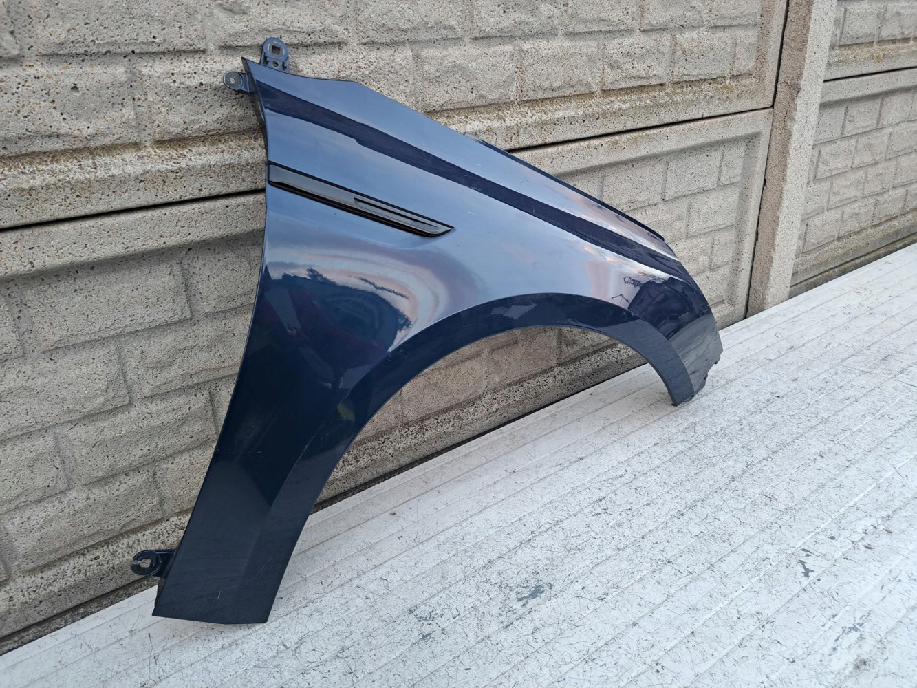 RENAULT MEGANE IV 4 16-22 BŁOTNIK PRAWY PRZEDNI - (17132934414)