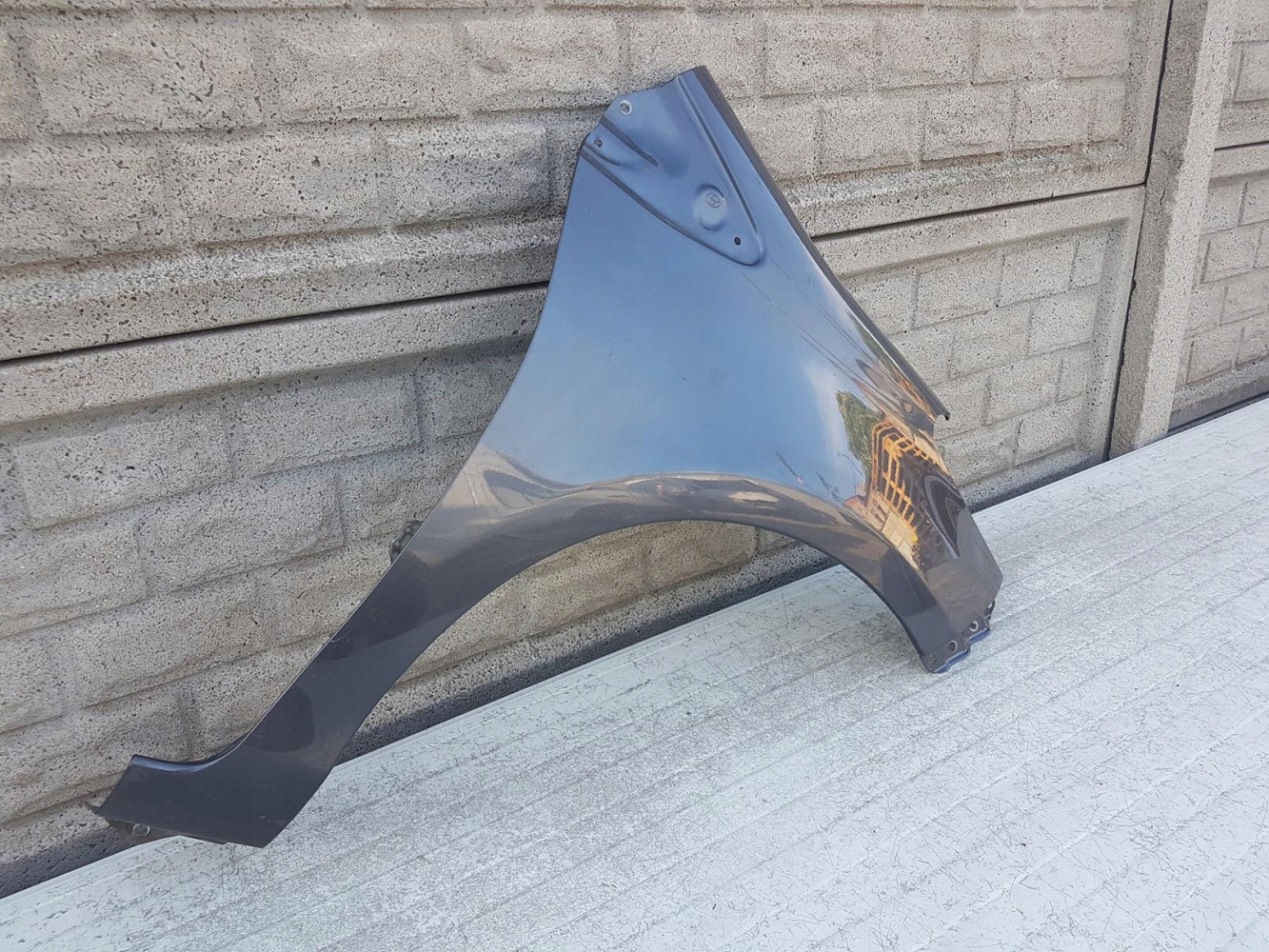TOYOTA YARIS 3 III 11-20 BŁOTNIK PRAWY PRZÓD - (12180463342)