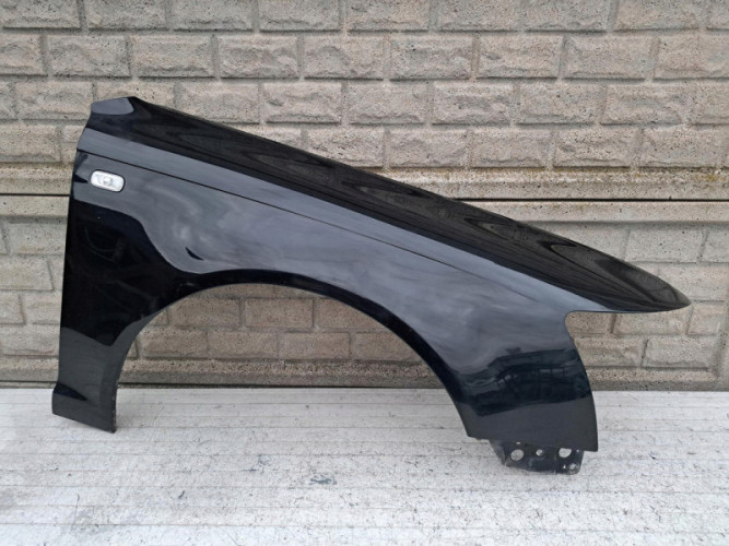 AUDI A6 C6 4F0 2005 - 2008 BŁOTNIK PRZEDNI PRAWY - (17133001966)