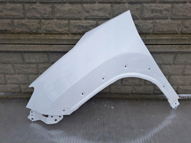 BŁOTNIK LEWY PRZEDNI TOYOTA YARIS CROSS 19-24 - (17133107935)