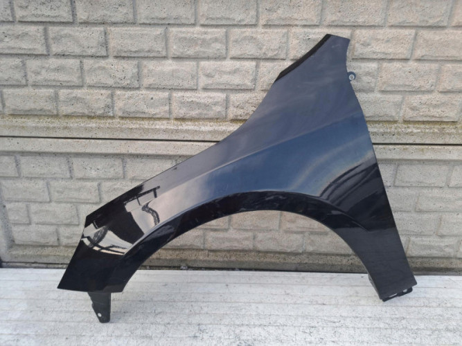 VOLVO S60 V60 10-13 BŁOTNIK PRZEDNI LEWY - (17133135329)