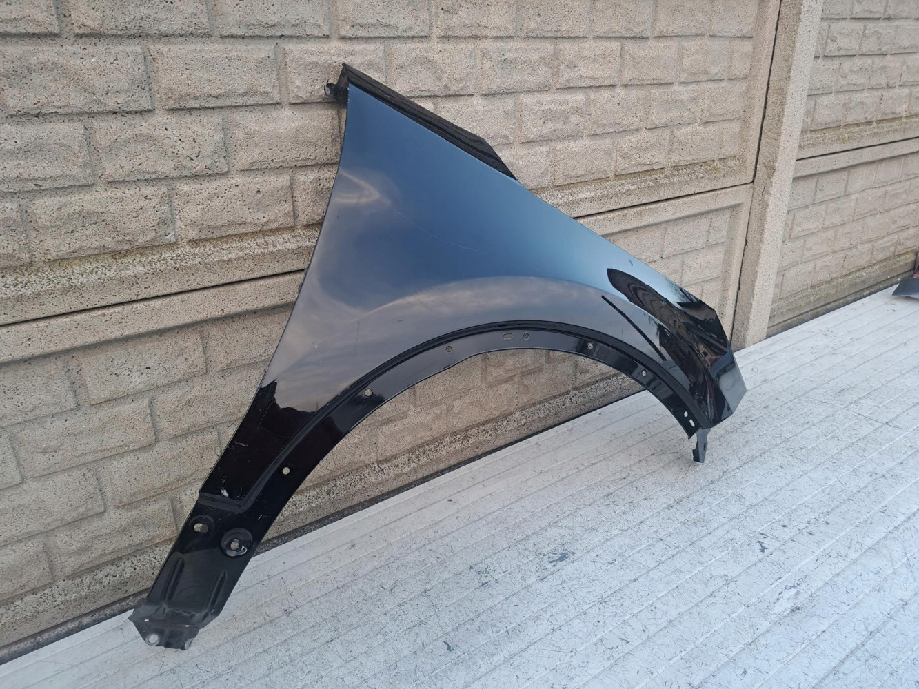 FORD EXPLORER V LIFT 14-19 BŁOTNIK PRAWY PRZEDNI - (17134997951)