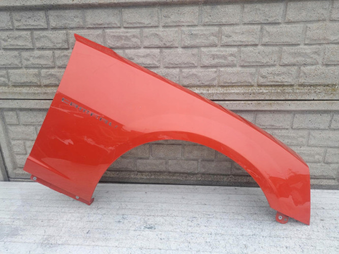 CHEVROLET CAMARO 10-15 BŁOTNIK PRAWY PRZÓD - (17136559366)
