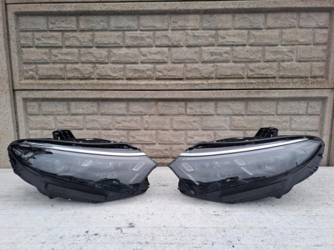 LAMPA PRAWA LEWA MERCEDES W297 EQS A 297 906 03 02/A 297 906 04 02 - (17136756985)