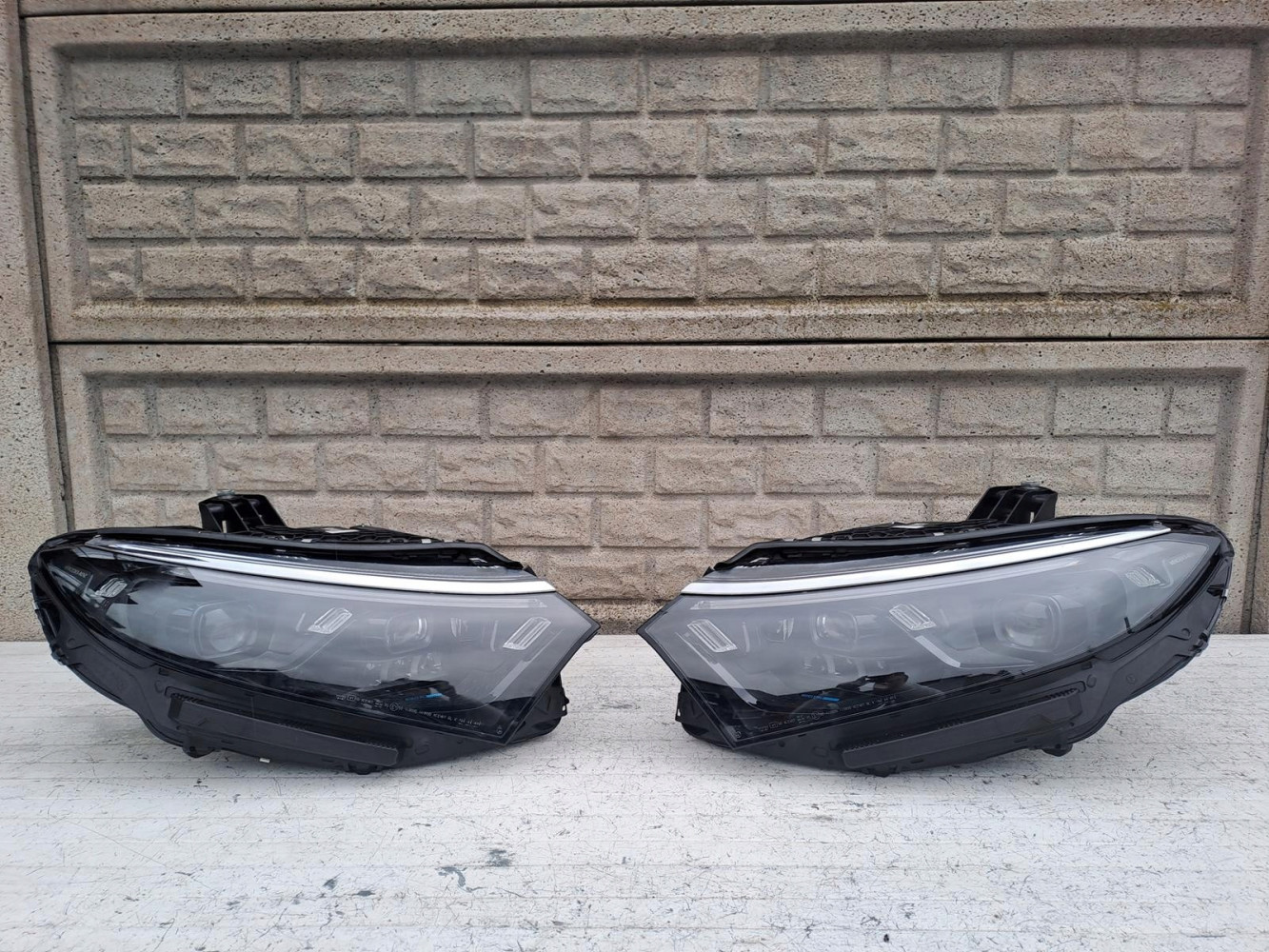 LAMPA PRAWA LEWA MERCEDES W297 EQS A 297 906 03 02/A 297 906 04 02 - (17136756985)
