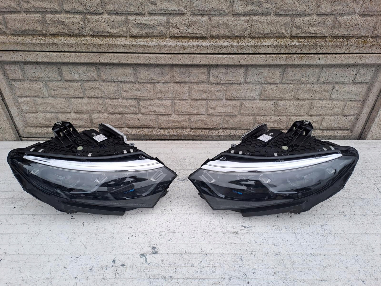LAMPA PRAWA LEWA MERCEDES W297 EQS A 297 906 03 02/A 297 906 04 02 - (17136756985)