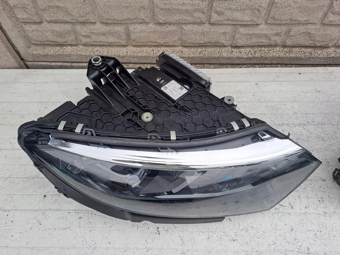 LAMPA PRAWA LEWA MERCEDES W297 EQS A 297 906 03 02/A 297 906 04 02 - (17136756985)