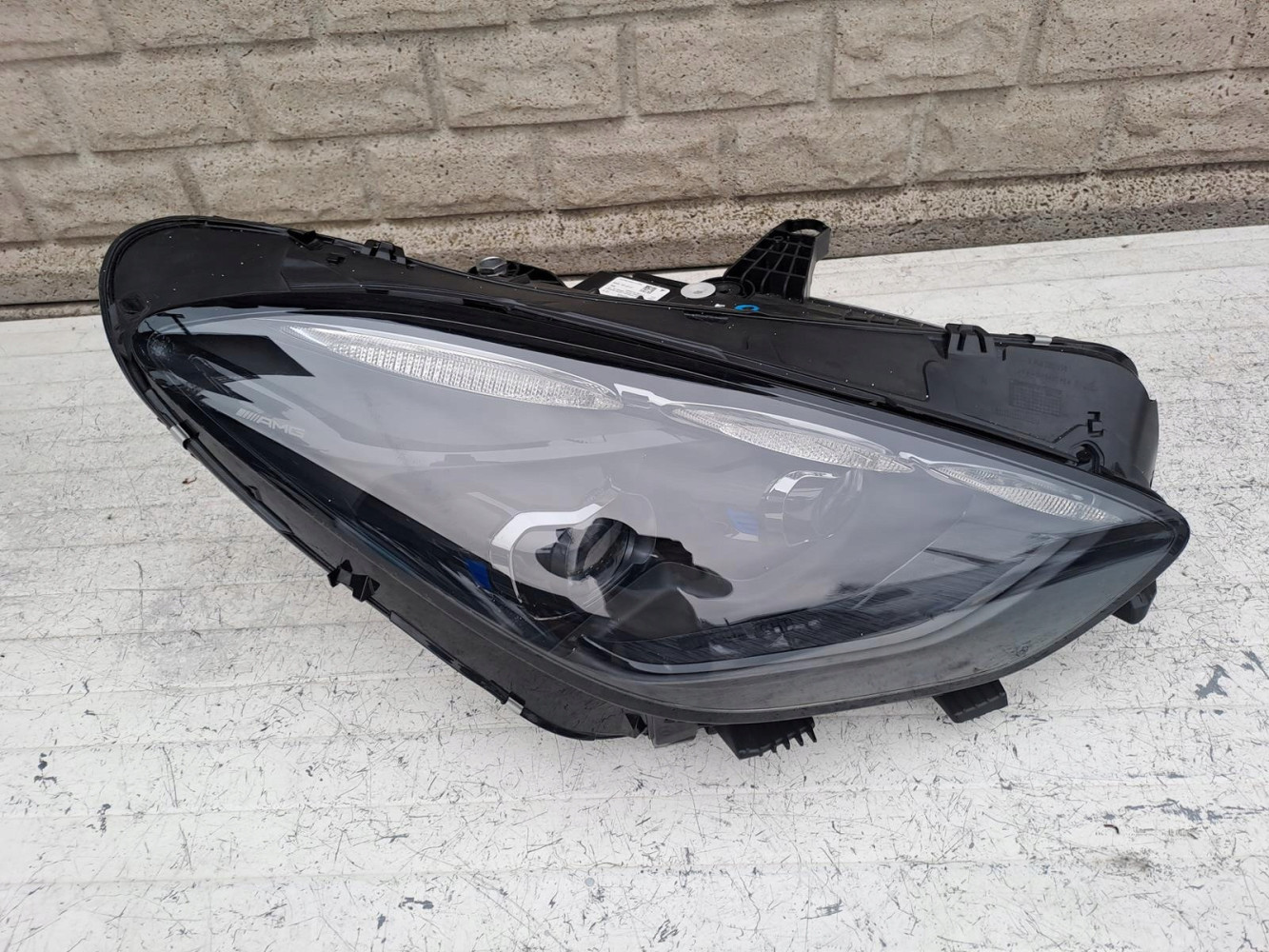 LAMPA PRAWA MERCEDES C 192 C192 AMG A 192 906 58 00 - (17136810562)