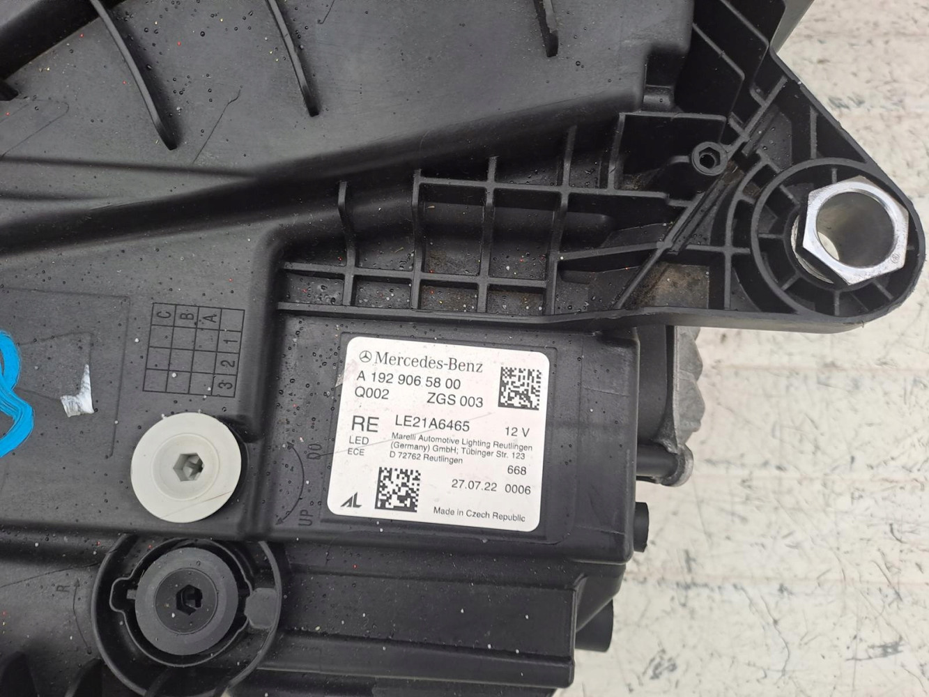 LAMPA PRAWA MERCEDES C 192 C192 AMG A 192 906 58 00 - (17136810562)