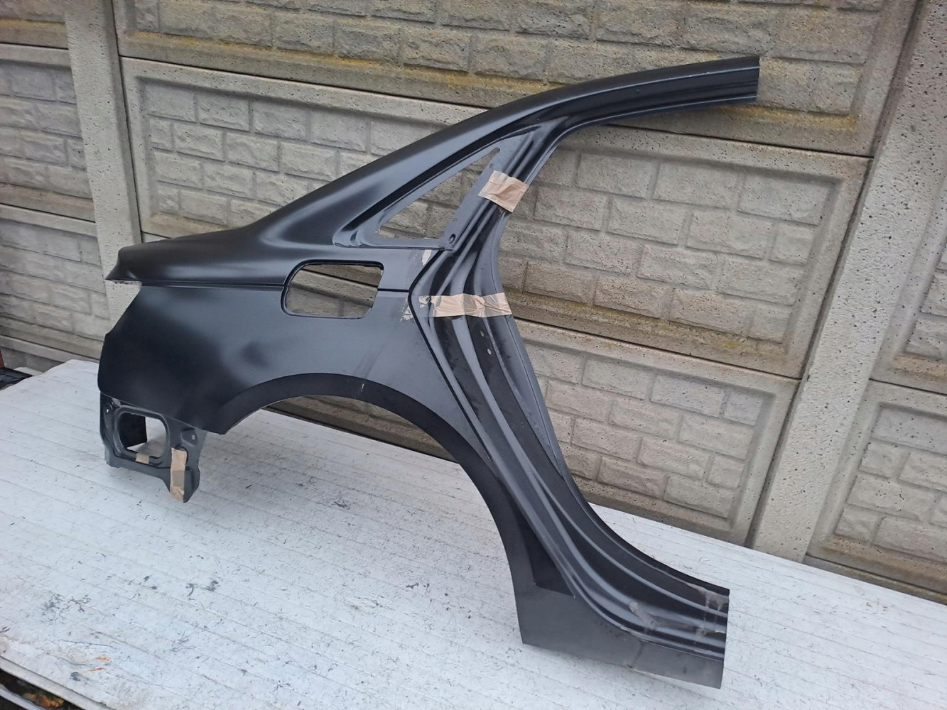 BŁOTNIK PRAWY TYŁ TYLNY AUDI A4 B9 8W SEDAN PRZED LIFTEM - (17146447822)