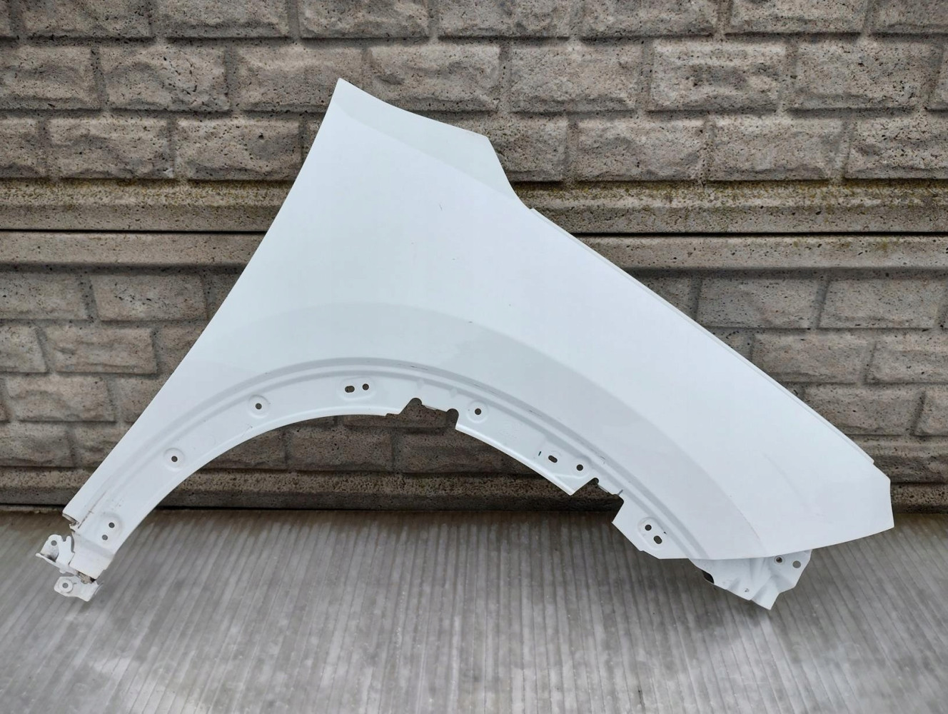 CITROEN C5 AIRCROSS BŁOTNIK PRAWY PRZEDNI - (17148627320)