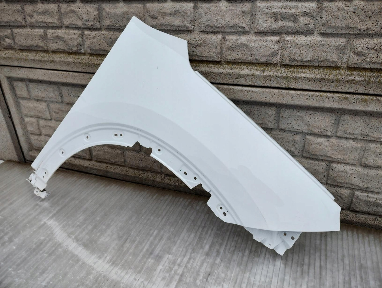 CITROEN C5 AIRCROSS BŁOTNIK PRAWY PRZEDNI - (17148627320)