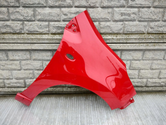 NISSAN PIXO SUZUKI ALTO BŁOTNIK PRAWY PRZEDNI - (17148647515)