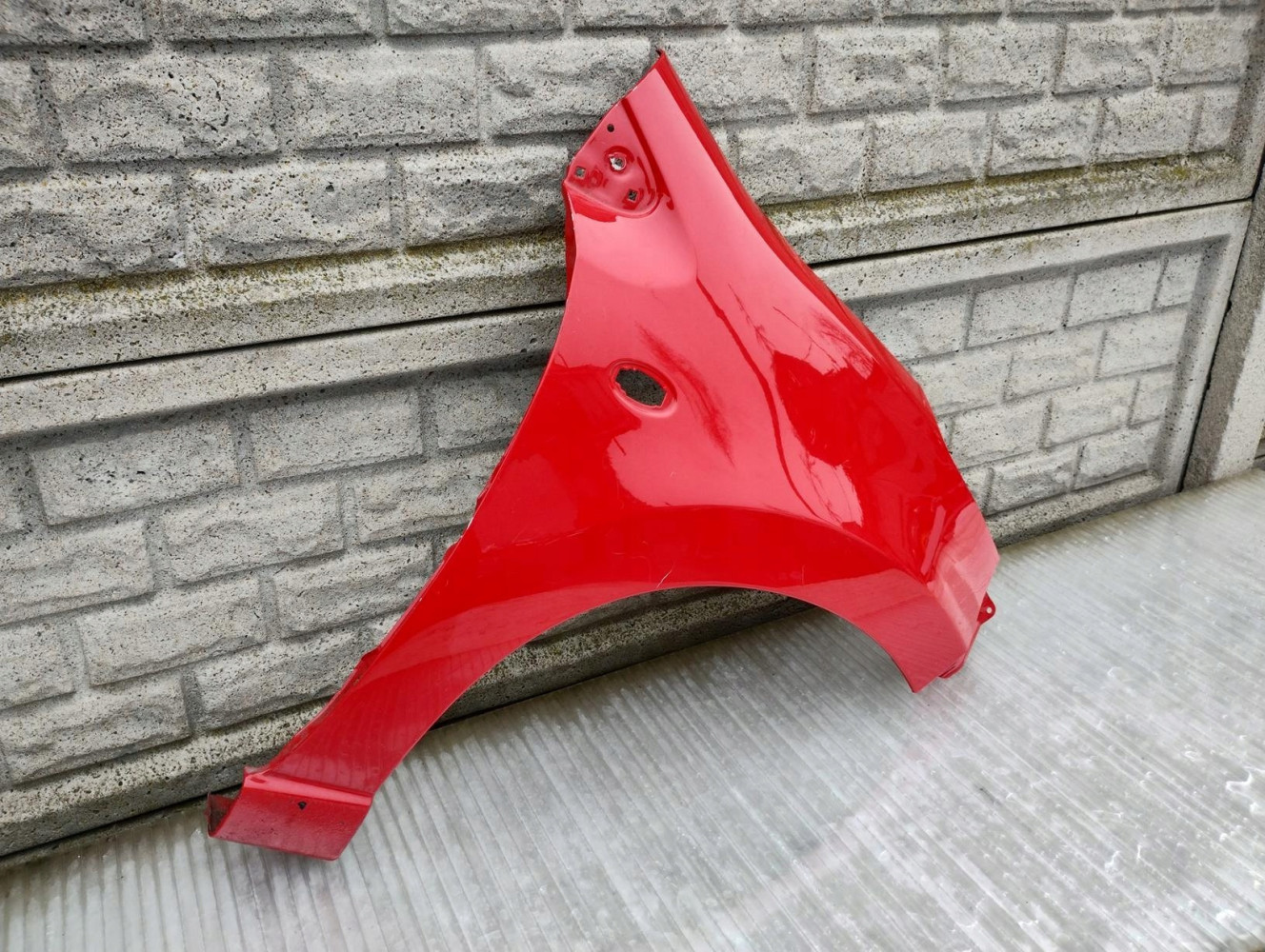NISSAN PIXO SUZUKI ALTO BŁOTNIK PRAWY PRZEDNI - (17148647515)