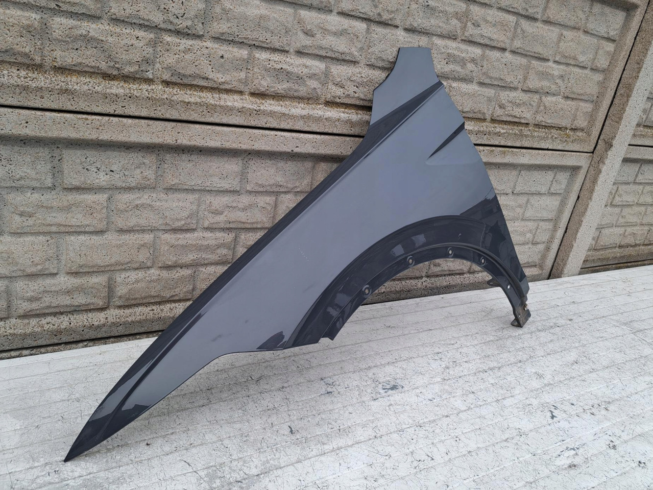 VW TIGUAN 2 II LIFT 2021- BŁOTNIK LEWY PRZEDNI - (17168598025)