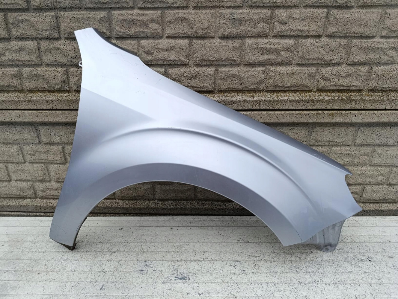 SUBARU FORESTER BEZ KIERUNKU 08-13 BŁOTNIK PRZEDNI PRAWY - (17195879203)