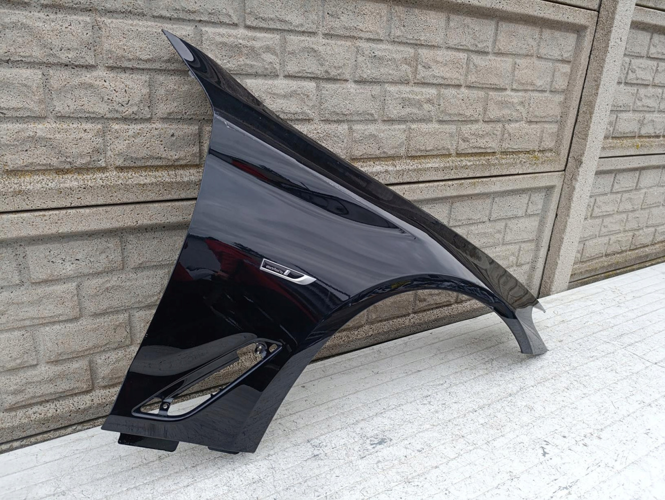 BMW 5 V G30 G31 2017-2023 BŁOTNIK PRZEDNI PRAWY - (17195941340)