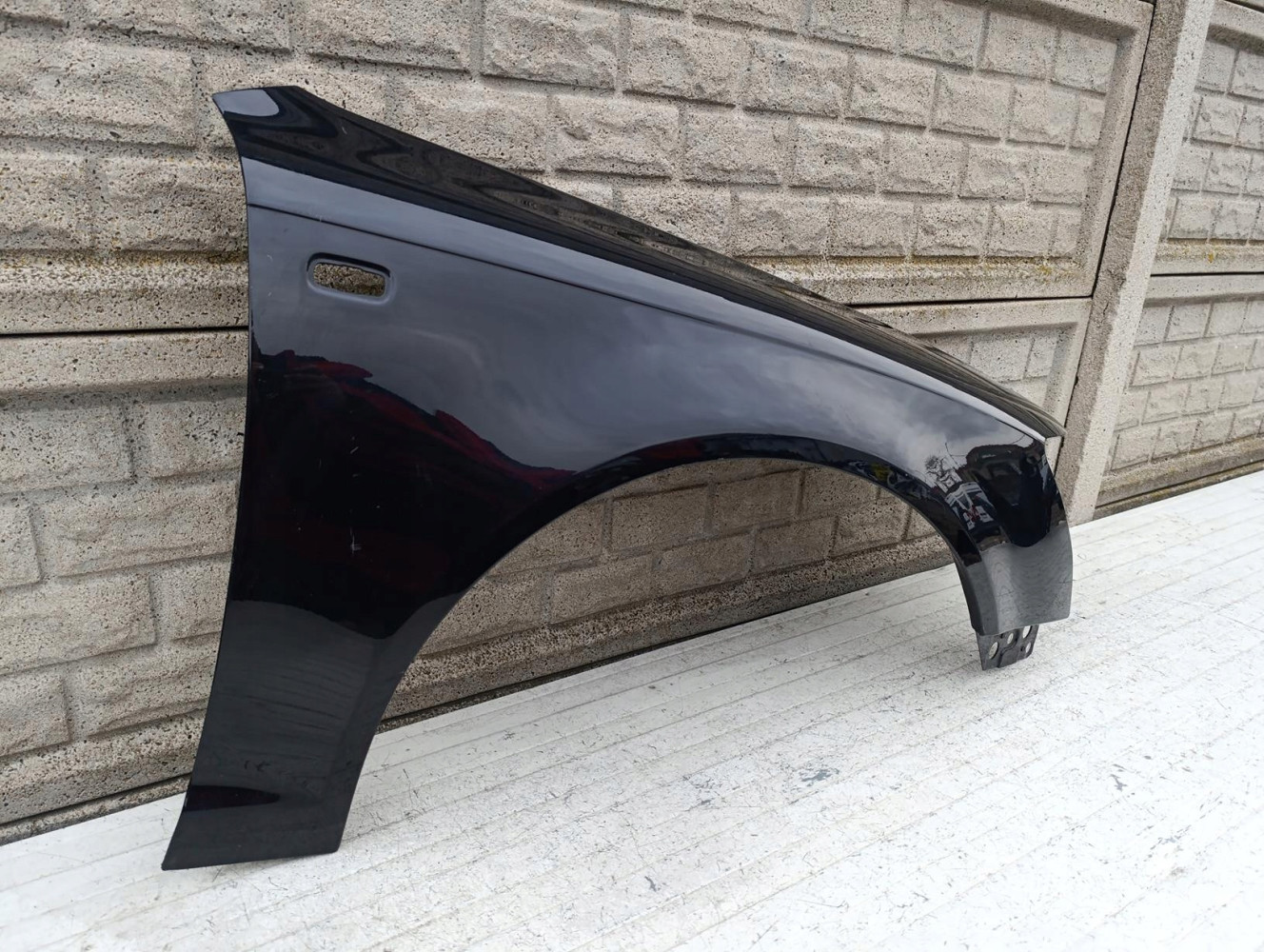 AUDI A6 C6 4F0 2005 - 2008 BŁOTNIK PRZEDNI PRAWY - (17195943438)
