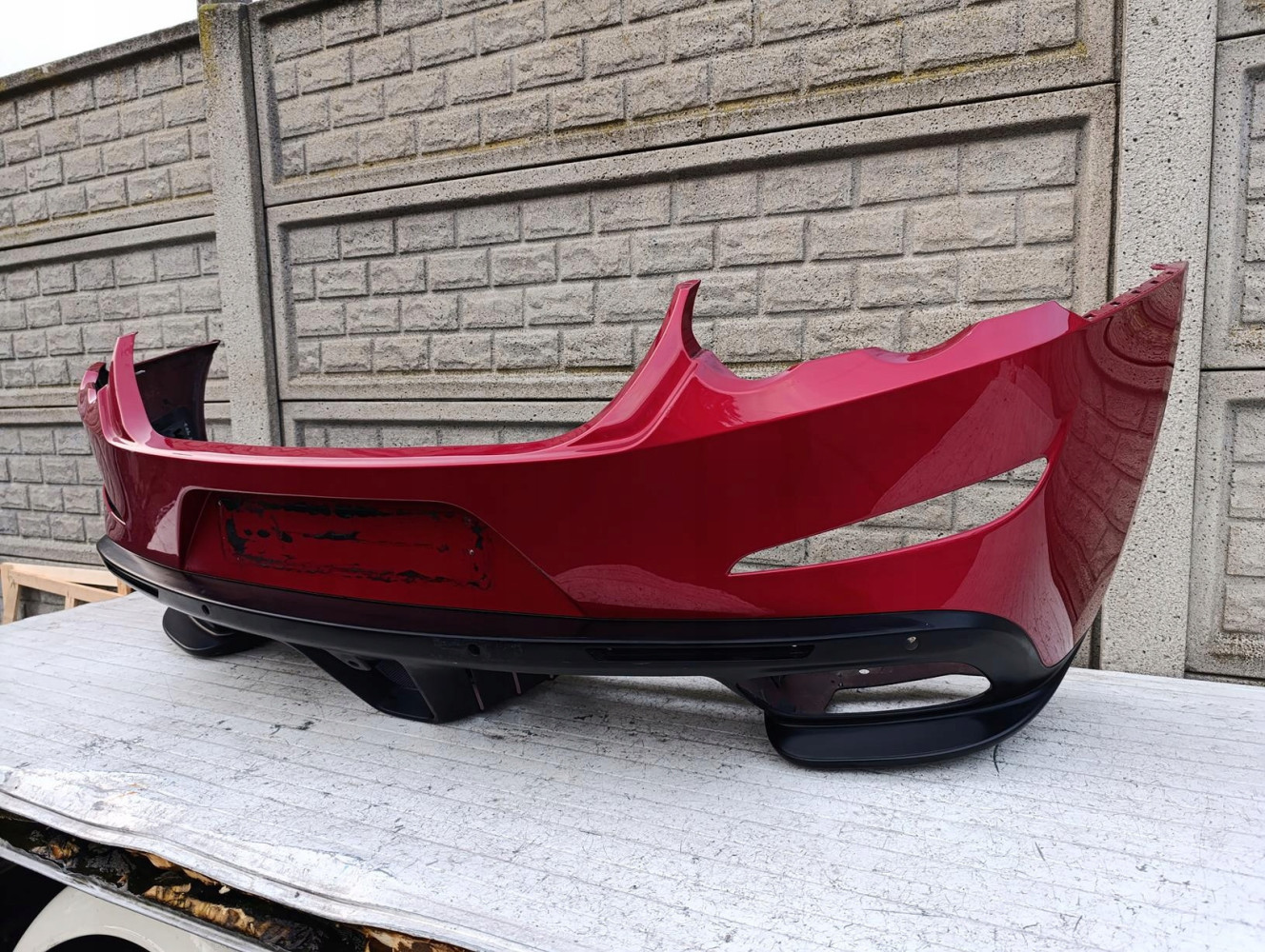 FERRARI F151 GT4 LUSSO ZDERZAK TYŁ TYLNI - (17196010826)