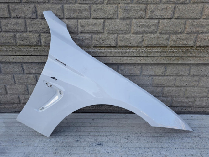 BMW IV 4 F32 F33 F36 BŁOTNIK PRAWY PRZEDNI - (17196055333)