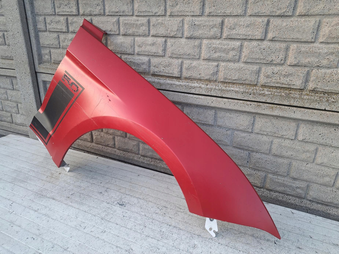 FORD MUSTANG VI LIFT 18 - 22 BŁOTNIK PRZEDNI PRAWY - (17196160771)