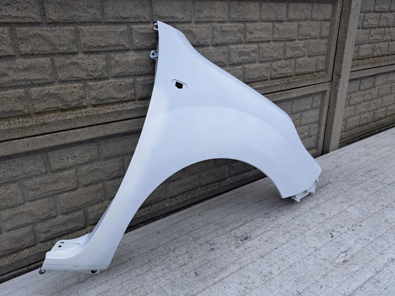 RENAULT KANGOO 3 III 2013-2018 LIFT BŁOTNIK PRAWY - (17207735738)