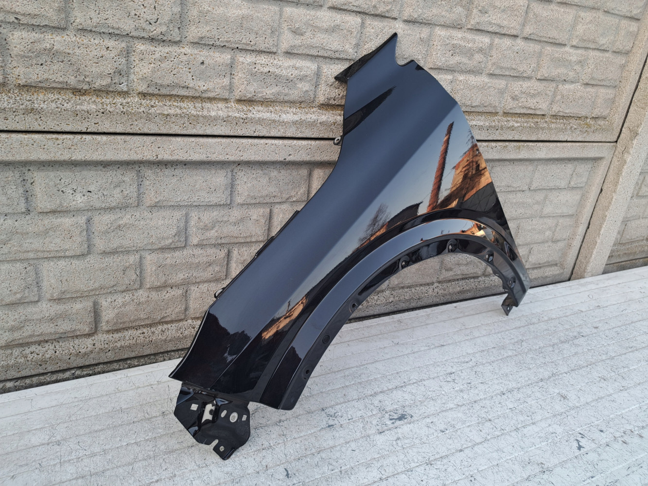 NISSAN QASHQAI 2022-24 BŁOTNIK LEWY NOWY MODEL - (17207765919)