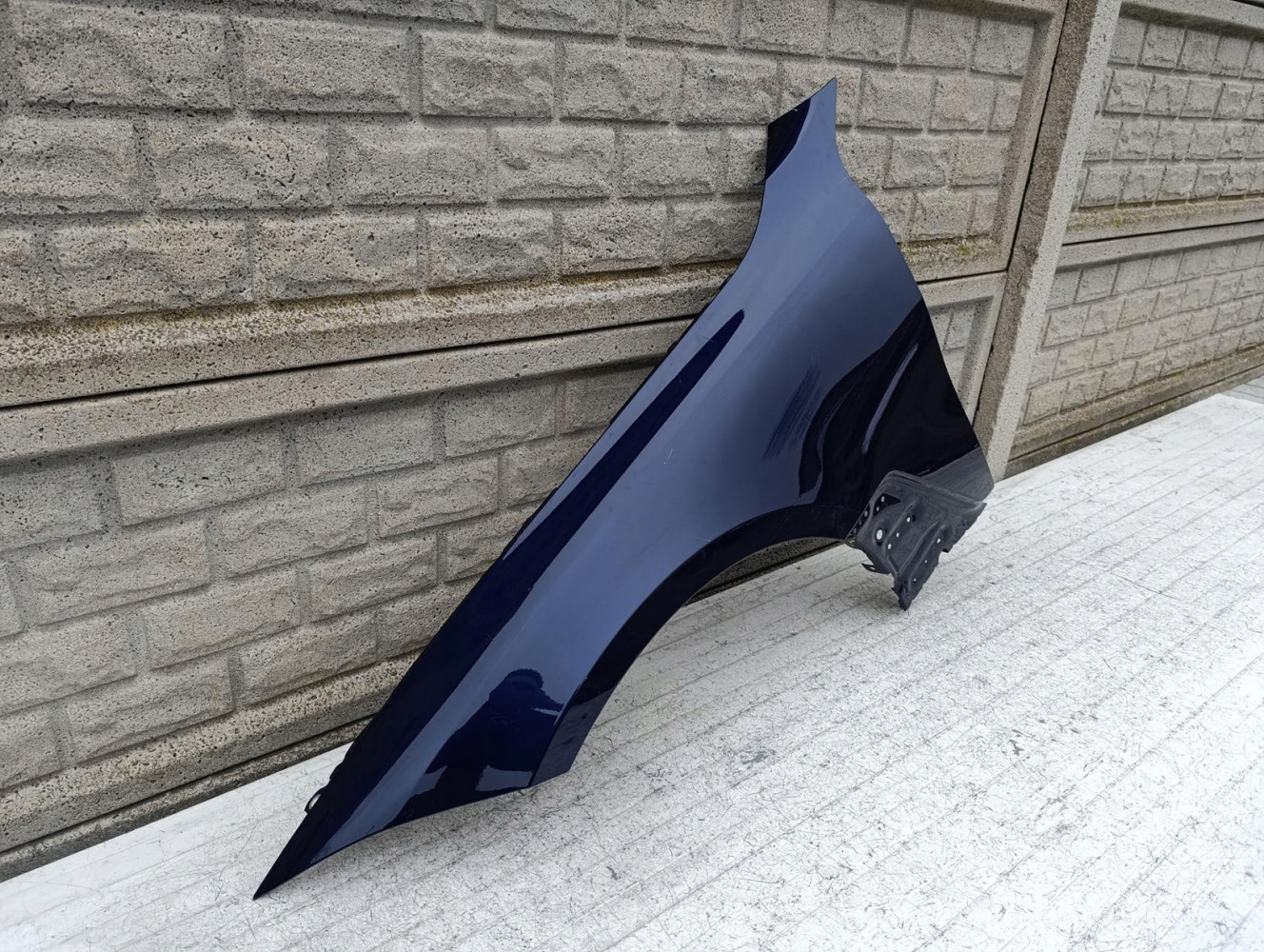 BMW I4 i4 G24 G26 GRAN COUPE BŁOTNIK LEWY - (17233064080)
