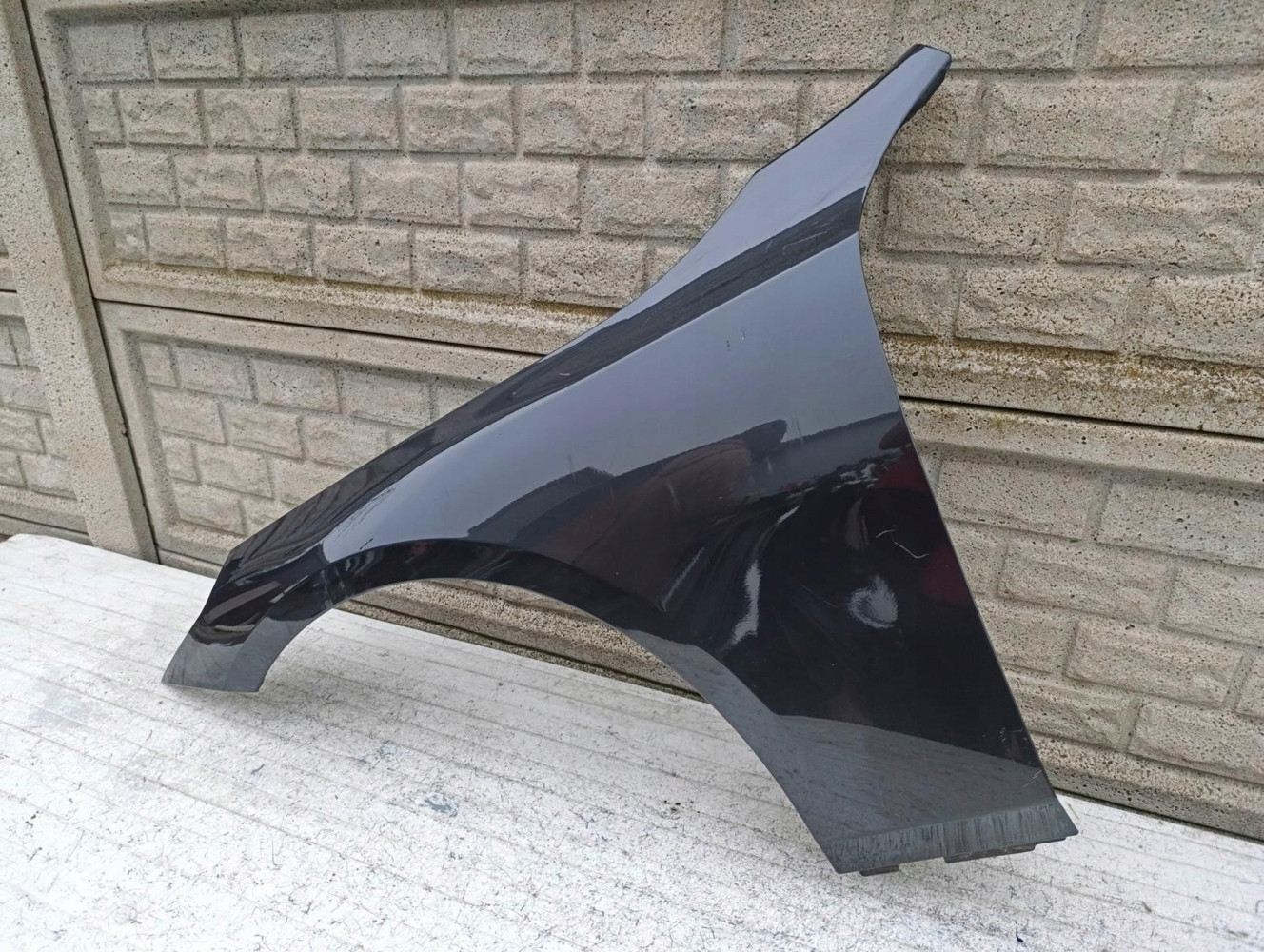 BMW 5 G60 BŁOTNIK LEWY 2023- - (17233115842)