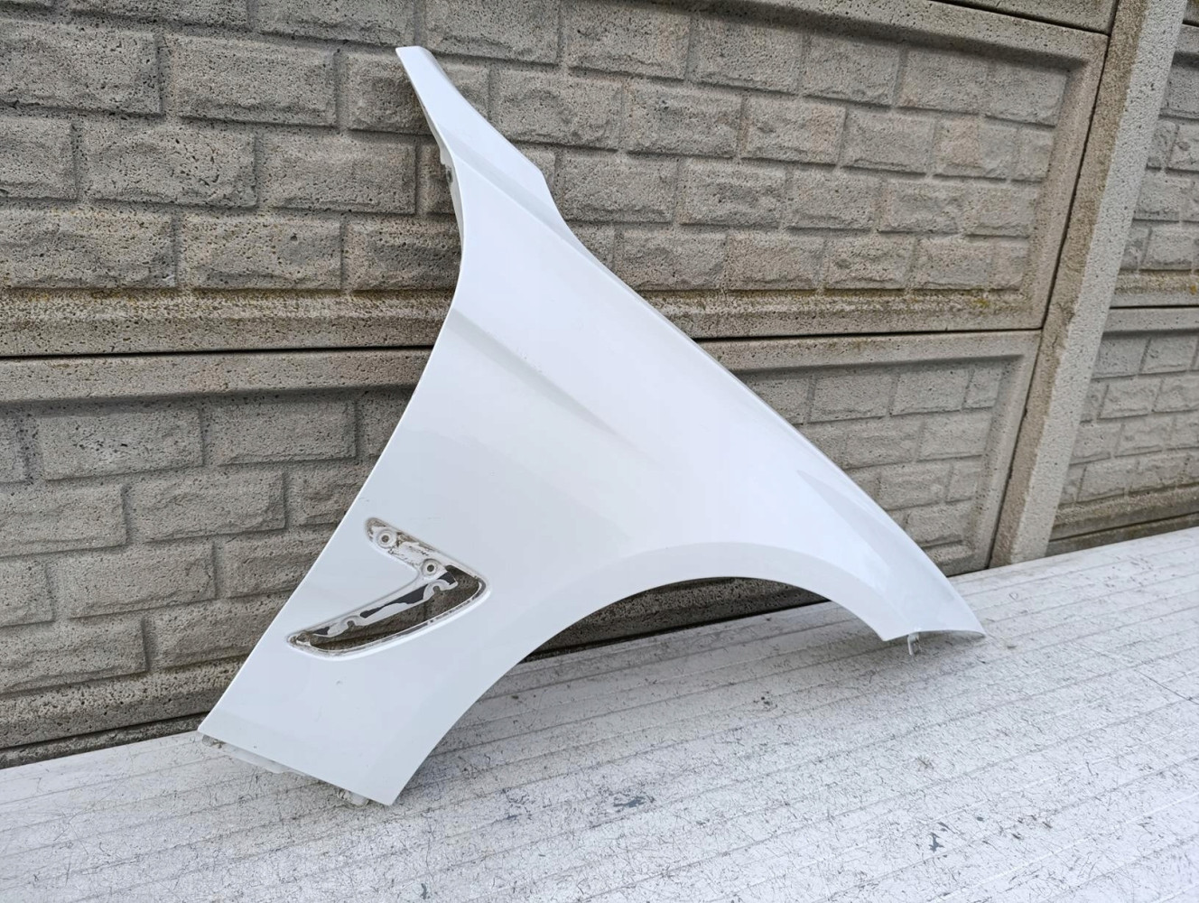 BMW 3 GT GRAN TURISMO F34 GT3 13-18 BŁOTNIK PRAWY - (17233143965)