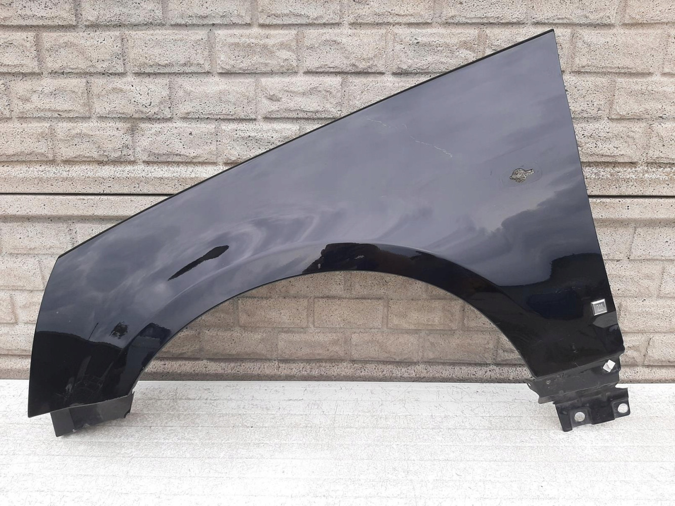 CADILLAC SRX I 1 BŁOTNIK PRZEDNI LEWY 04-09 - (12212584597)