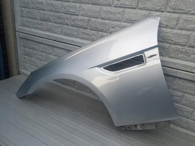 MERCEDES SLK W 172 W172 BŁOTNIK PRZEDNI LEWY - (17241713487)