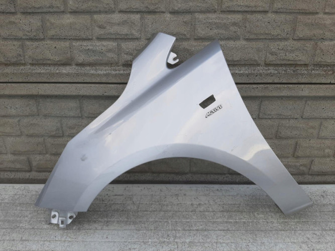OPEL CORSA E 15-19 BŁOTNIK PRZEDNI LEWY - (12213246951)
