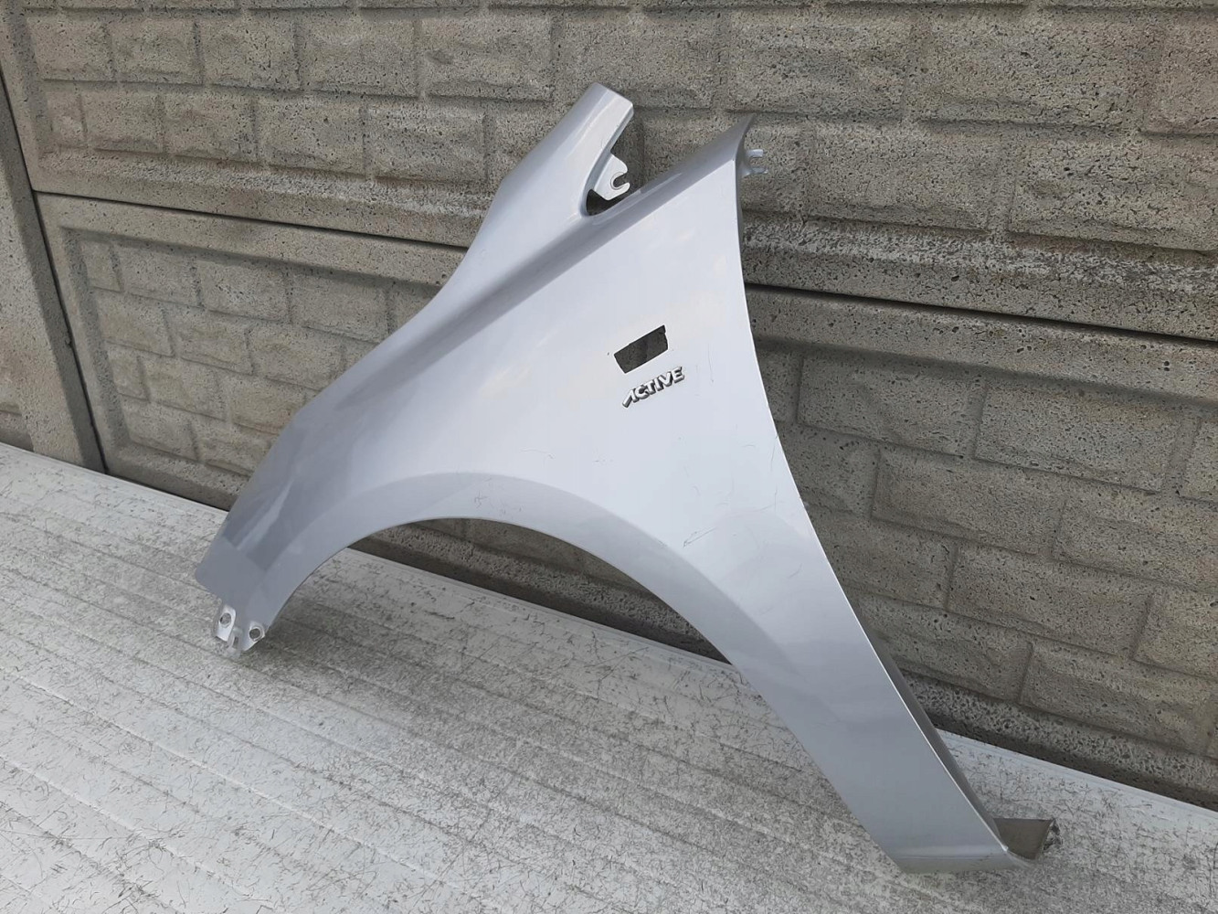 OPEL CORSA E 15-19 BŁOTNIK PRZEDNI LEWY - (12213246951)