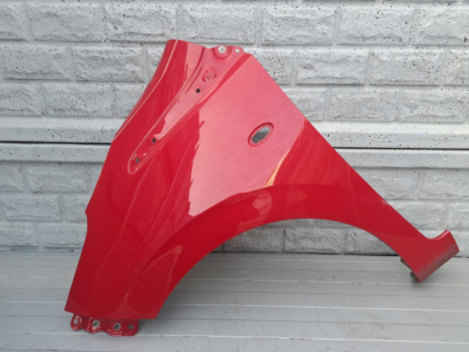 PEUGEOT 108 2014-2020 BŁOTNIK PRZEDNI LEWY - (17278833024)