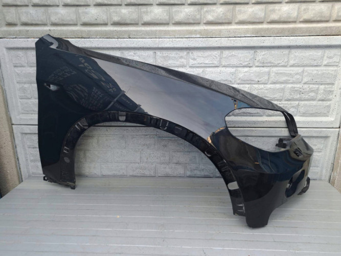 BMW X5 E70 BŁOTNIK PRAWY PRZEDNI - (17278961437)