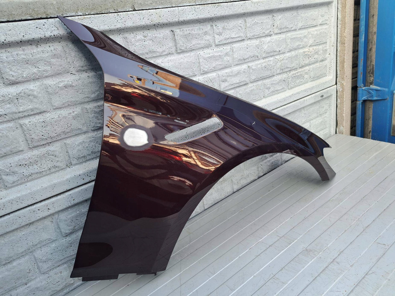 BMW M5 F90 BŁOTNIK PRZEDNI PRAWY - (17288952562)