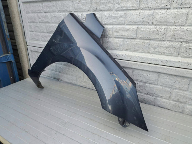 FORD FOCUS MK2 LIFT BŁOTNIK PRAWY PRZEDNI - (17289030454)