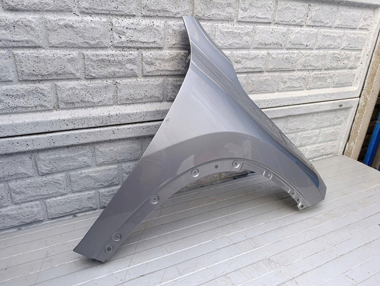 BŁOTNIK PRAWY PRZEDNI BMW X1 U11 2022- - (17289080404)