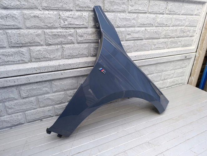 BMW 1 I F40 F 40 BŁOTNIK PRAWY PRZEDNI - (17289087412)